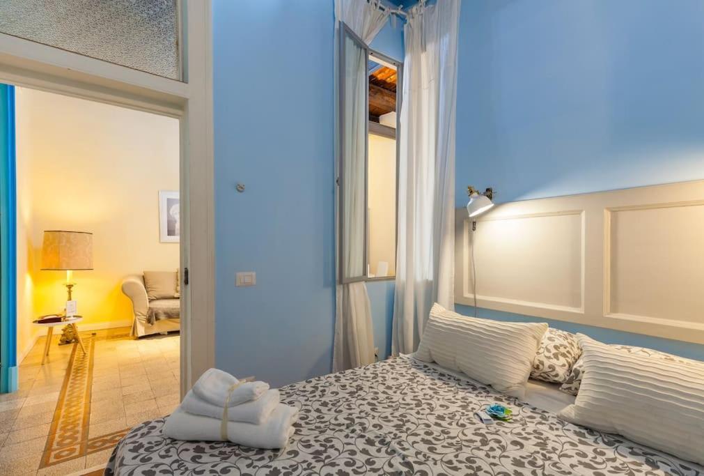 Duomo184 Apartment Naples Luaran gambar